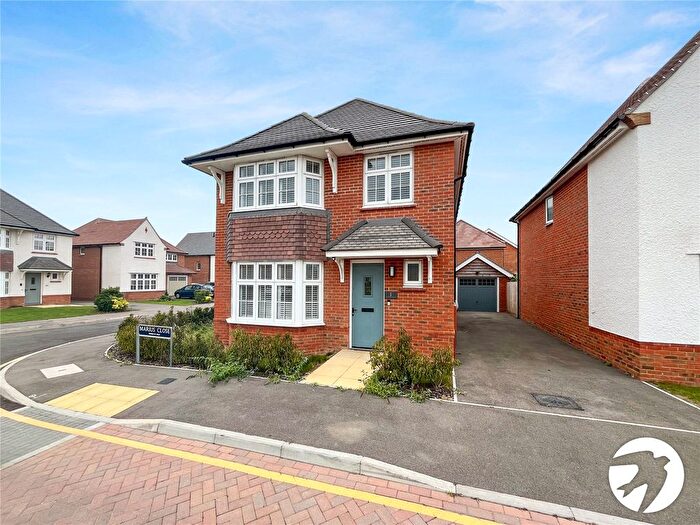 4 Bedroom Detached House For Sale In Marius Close, Sittingbourne, Kent, ME10