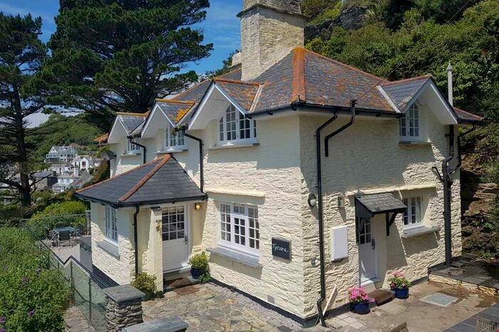 4 Bedroom Detached House For Sale In Polperro, Cornwall, PL13