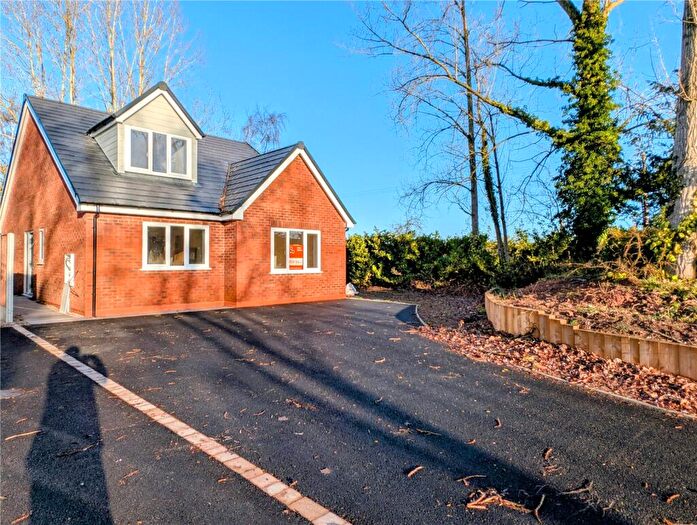 3 Bedroom Detached House For Sale In Granary Court, Shenstone, Kidderminster, Worcestershire, DY10