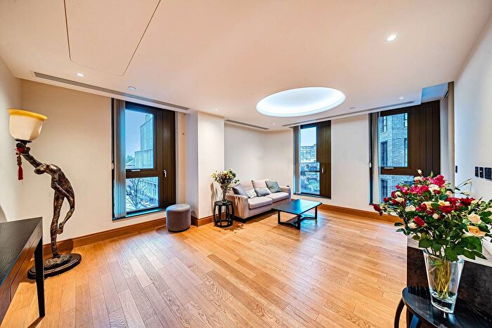2 Bedroom Flat For Sale In Cleland House, Westminster, London, SW1P