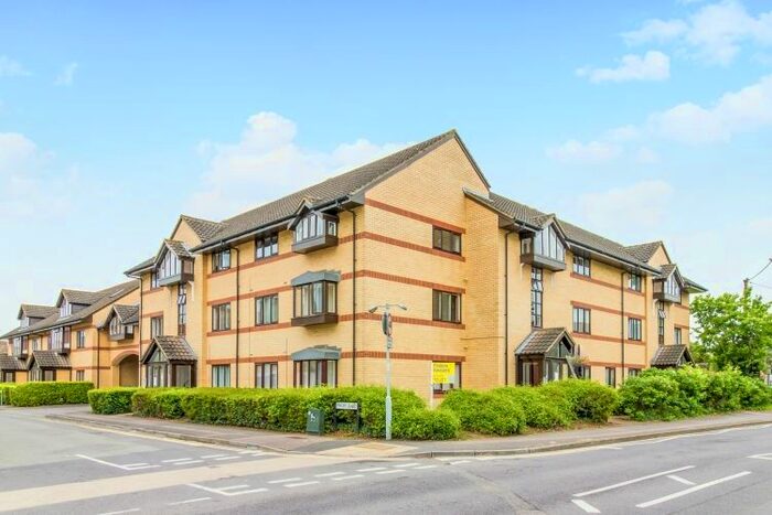 2 Bedroom Flat To Rent In London Road, Bicester, OX26