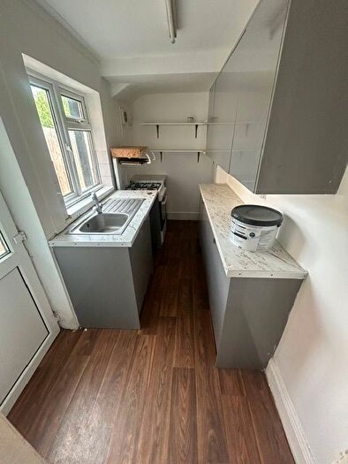 2 Bedroom Terraced House To Rent In Lorrimer Rd, Leicester, LE2