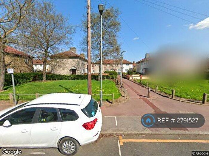 2 Bedroom End Of Terrace House To Rent In Langhorne Road, Dagenham, RM10