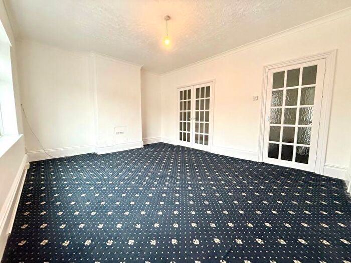 2 Bedroom Flat To Rent In Brereton Avenue, Cleethorpes, DN35