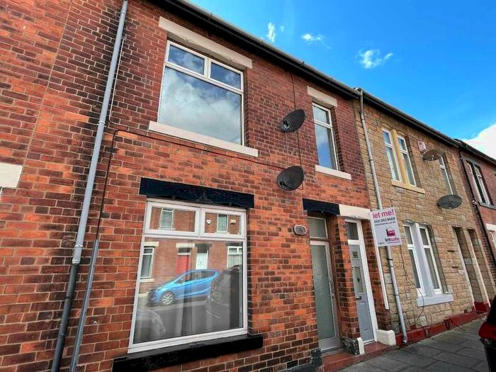 2 Bedroom Flat To Rent In Elsdon Terrace, North Shields. NE29