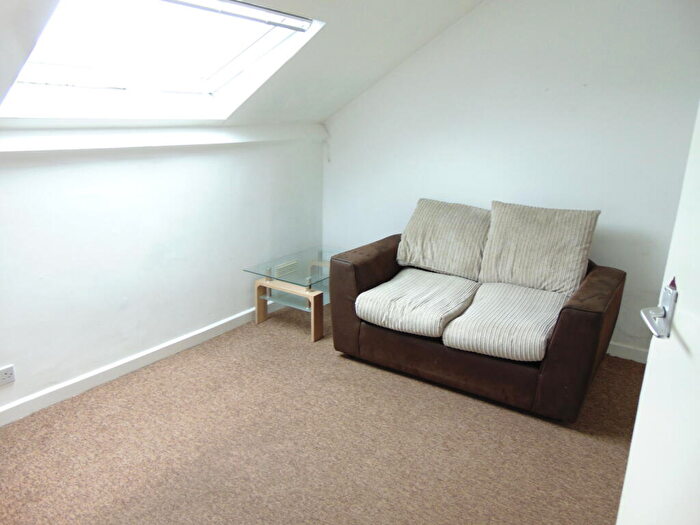 1 Bedroom Apartment To Rent In Charles Street, Reading, Berkshire, RG1