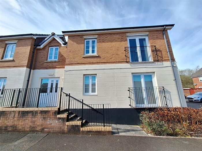 1 Bedroom Flat For Sale In Heron Drive, Penallta, Hengoed, CF82