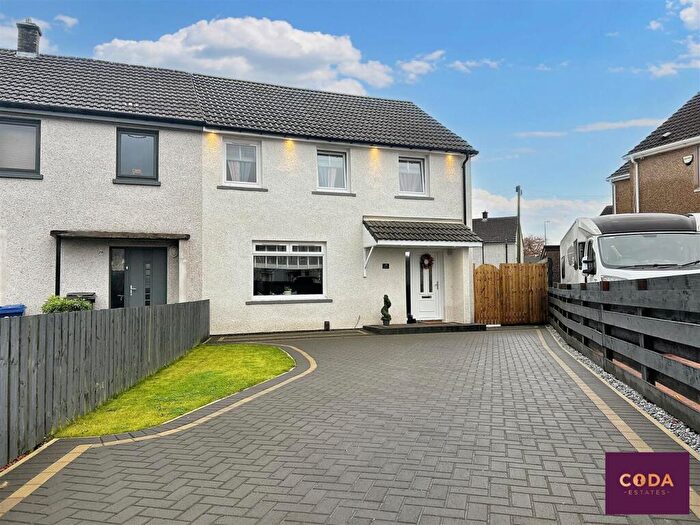 3 Bedroom End Of Terrace House For Sale In Abbotsford Drive, Kirkintilloch, G66