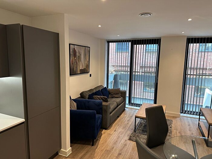 2 Bedroom Flat For Sale In Manhattan Building George Street, Manchester, M1