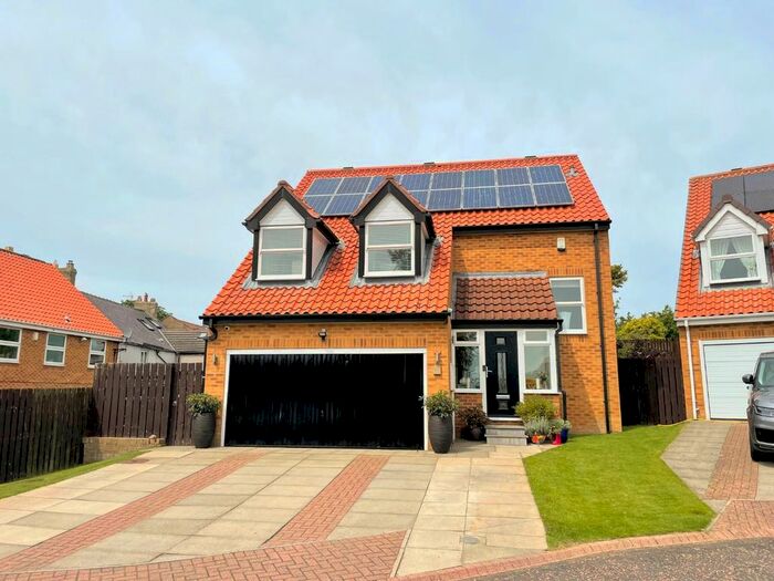 3 Bedroom Detached House To Rent In Northside Close, Middridge, Newton Aycliffe, DL5