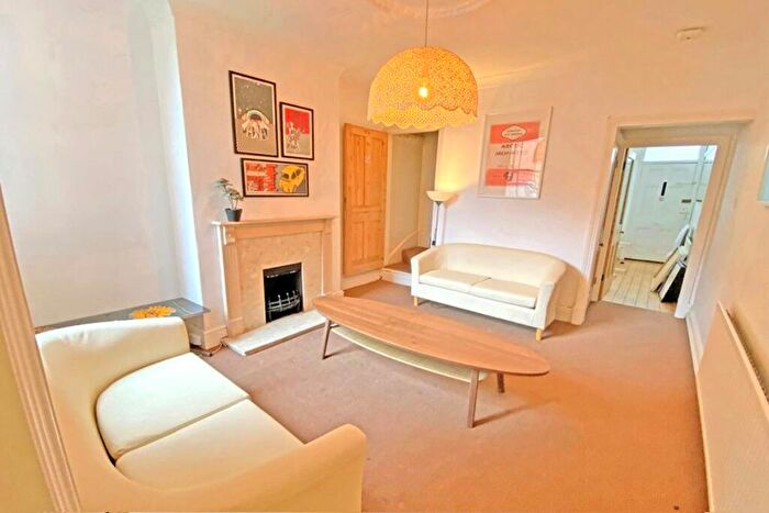 3 Bedroom Terraced House To Rent In Montague Road, Clarendon Park, LE2