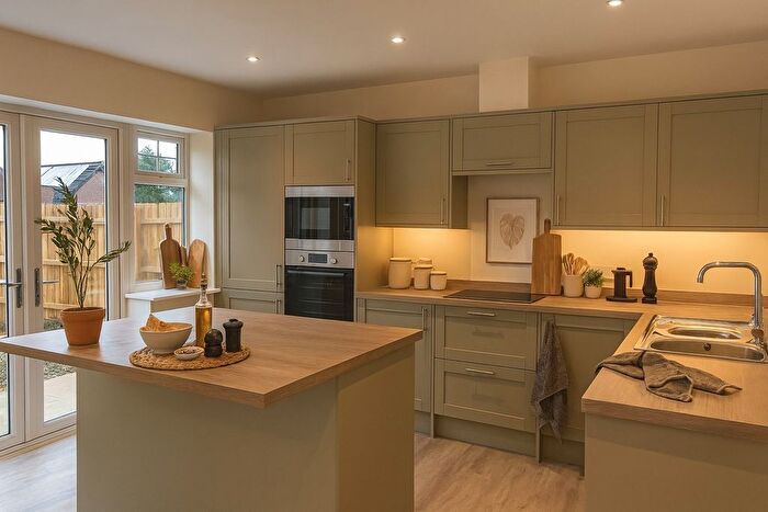 3 Bedroom Detached Bungalow For Sale In Walworth Road, Picket Piece, Andover, SP11