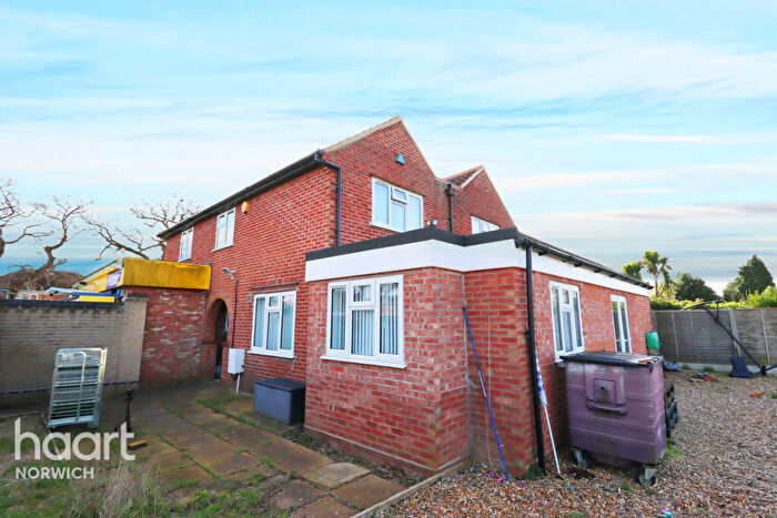 4 Bedroom Semi Detached House To Rent In Middletons Lane, Norwich, NR6