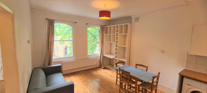 1 Bedroom Flat To Rent In Burton Road, London, SW9