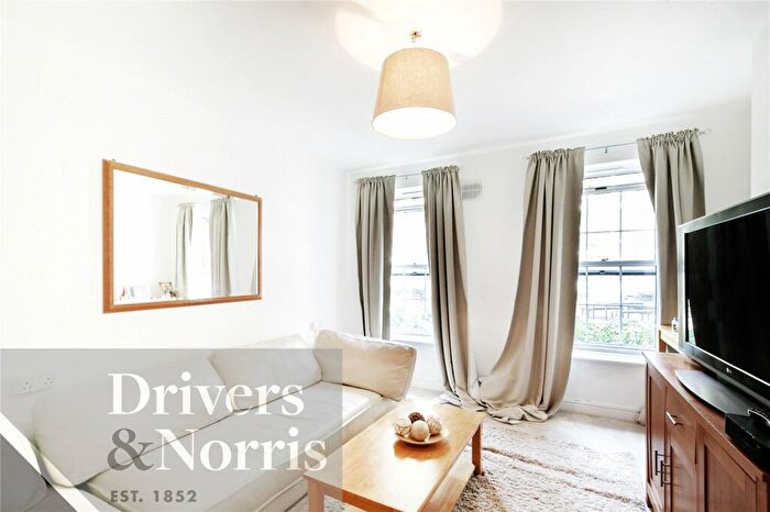 1 Bedroom Apartment To Rent In Rollit House, Rollit Street, Holloway, London, N7