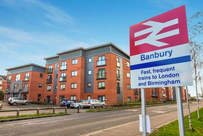 2 Bedroom Flat To Rent In Marshall Road, Banbury, OX16