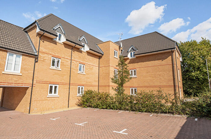 1 Bedroom Apartment For Sale In Fairfax Lane, Royston, Hertfordshire, SG8