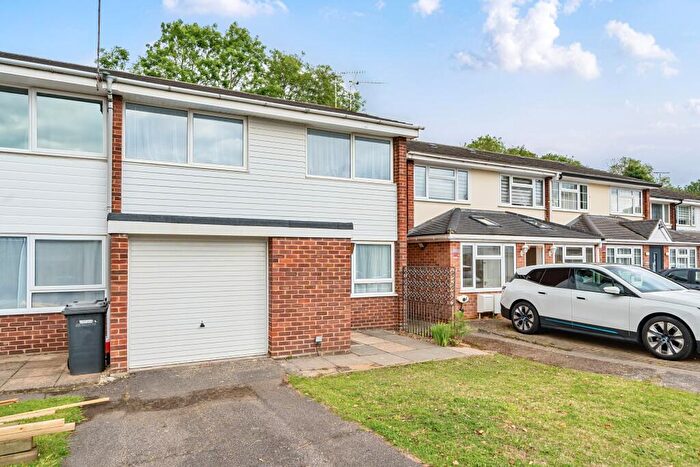 3 Bedroom Semi-Detached House To Rent In Forlease Drive, Maidenhead, SL6