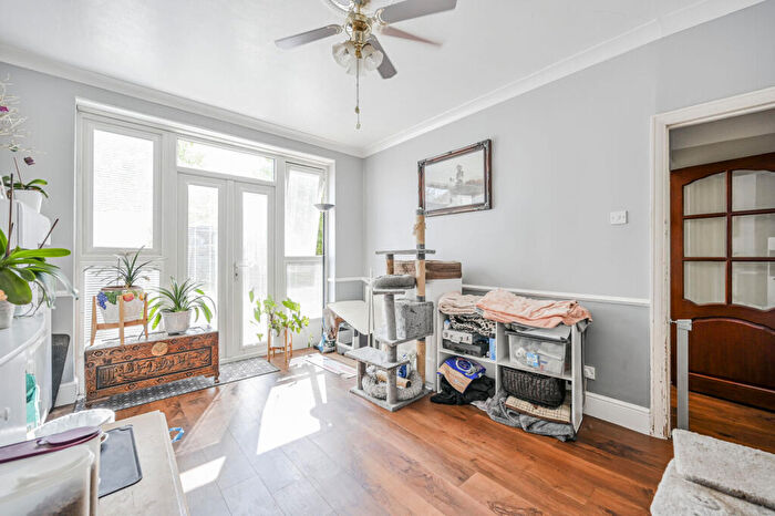 4 Bedroom Semi Detached House For Sale In Lynton Road, Chingford, London, E4
