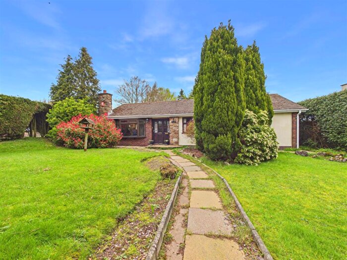 3 Bedroom Detached Bungalow For Sale In The Common, Stoke-On-Trent, ST10
