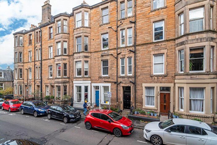 1 Bedroom Flat For Sale In / Viewforth Gardens, Bruntsfield, Edinburgh, EH10