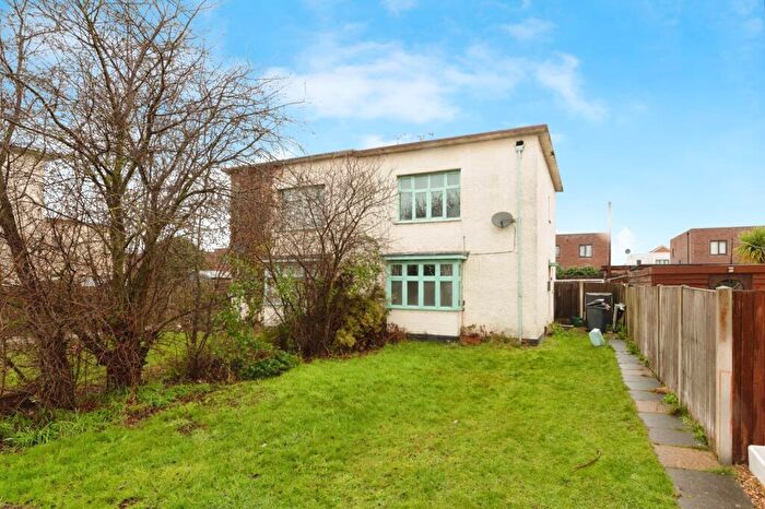 3 Bedroom Semi-Detached House For Sale In Bata Avenue, East Tilbury, Tilbury, Essex, RM18