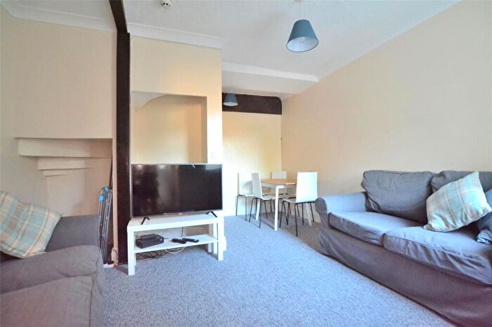 5 Bedroom Terraced House To Rent In St. Catherine Street, Gloucester, GL1