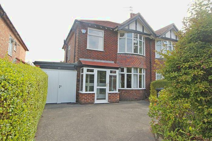 3 Bedroom Semi-Detached House To Rent In Dickens Lane, Poynton, SK12