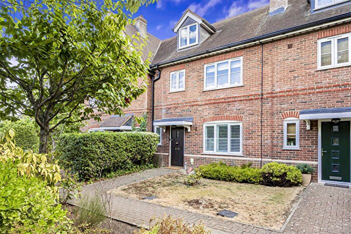 4 Bedroom Terraced House For Sale In A Wallingford Road, Goring On Thames, RG8