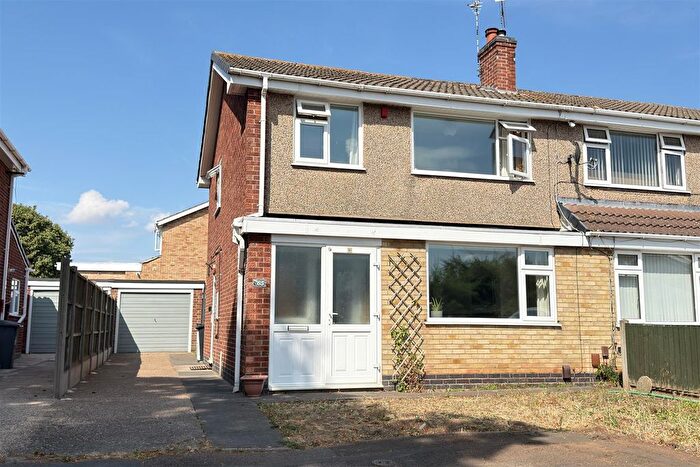 3 Bedroom Semi-detached House For Sale In Wetherby Road, Rushey Mead, Leicester, LE4