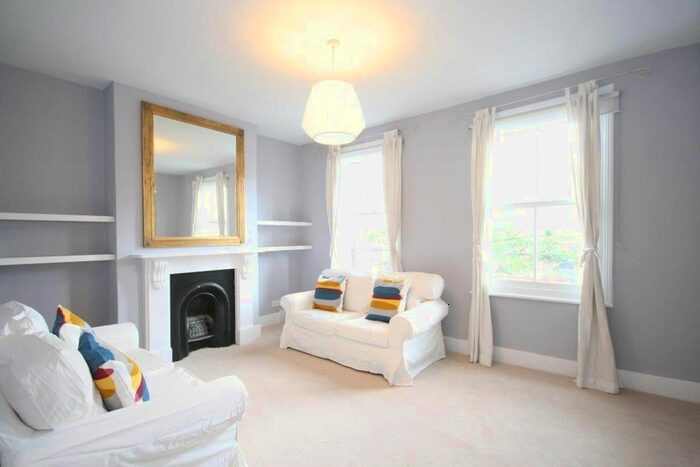 2 Bedroom Flat To Rent In Musard Road, London, W6
