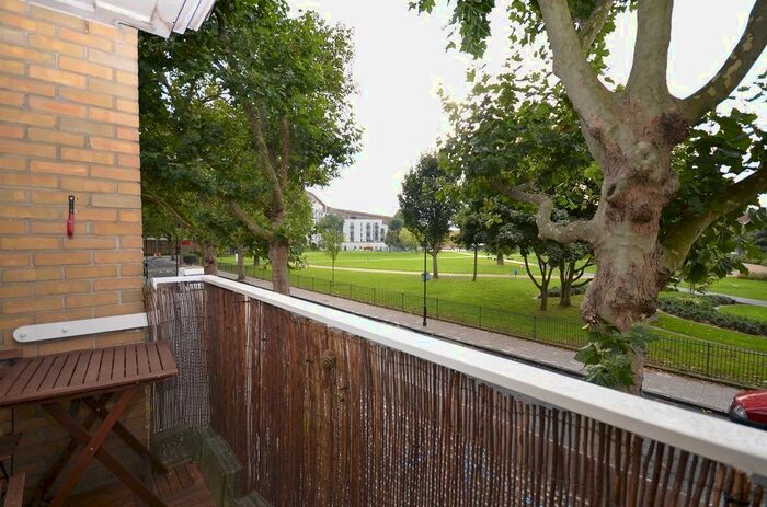 1 Bedroom Flat To Rent In Alscot Road, London, SE1