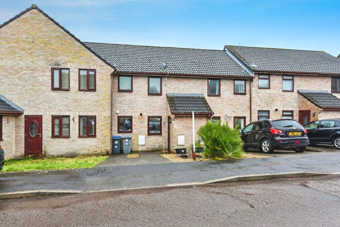 2 Bedroom Terraced House For Sale In Morley Field, Warminster, BA12