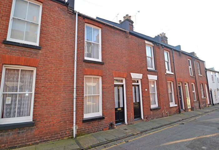 2 Bedroom House To Rent In Albion Place, Canterbury, Kent, CT1