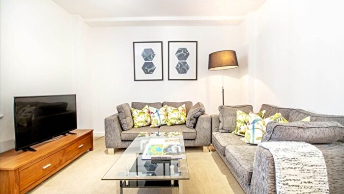 1 Bedroom Flat To Rent In Mayfair, London, W1J