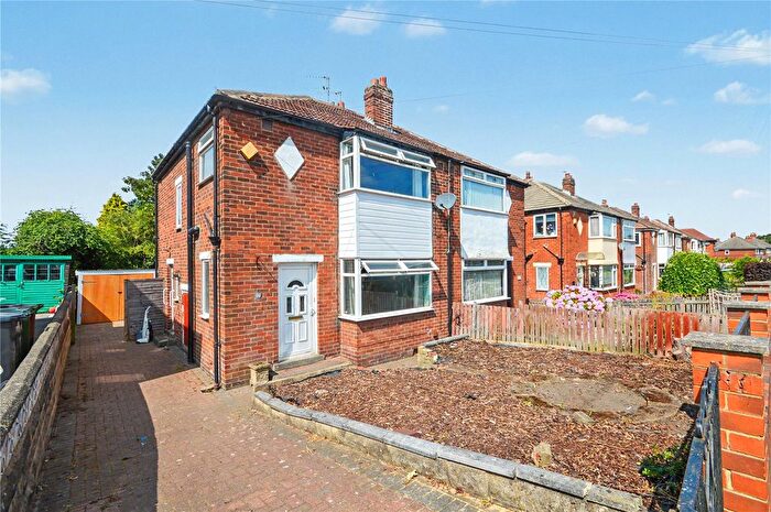 3 Bedroom Semi-Detached House For Sale In Waincliffe Terrace, Leeds, West Yorkshire, LS11