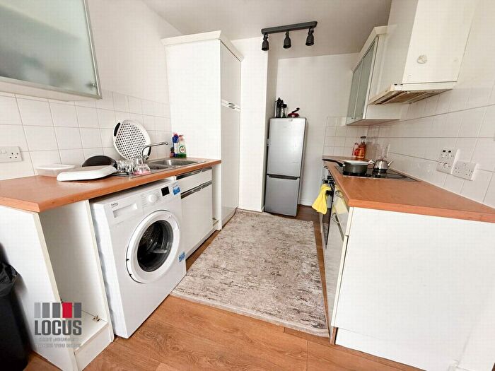 1 Bedroom Flat To Rent In Stephenson House, High Road, London, N15