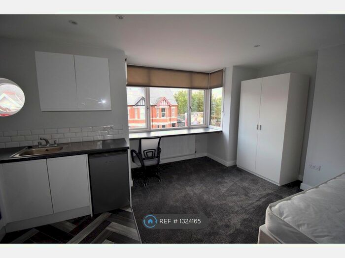 Studio To Rent In Coundon Road, Coventry, CV1