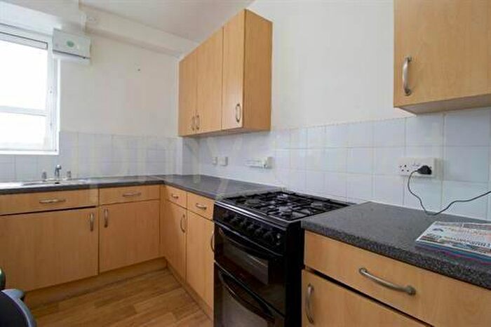 4 Bedroom Flat To Rent In Harmood Street, Chalk Farm, NW1