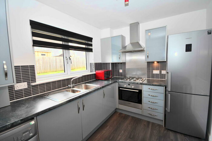 2 Bedroom Flat To Rent In Wades Circle, Inverness, IV2