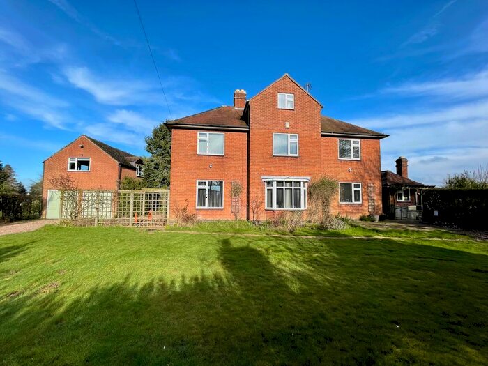 4 Bedroom Detached House For Sale In Lutterworth Road, Arnesby, LE8