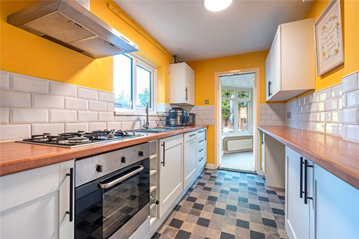 3 Bedroom Semi-Detached House For Sale In Wigford Road, Dosthill, Tamworth, Staffordshire, B77