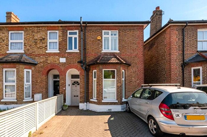3 Bedroom Semi Detached House To Rent In Manor Road, Surrey, TW9