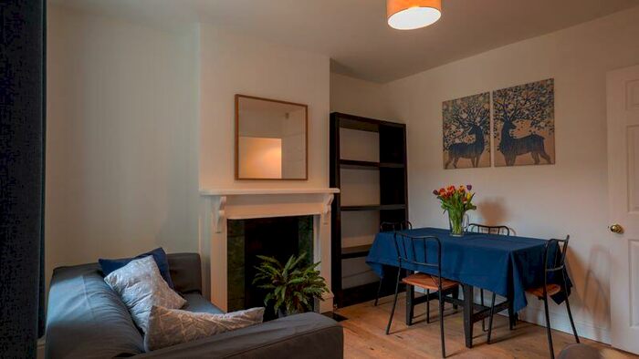 3 Bedroom Detached House To Rent In Hurst Street, Oxford, OX4