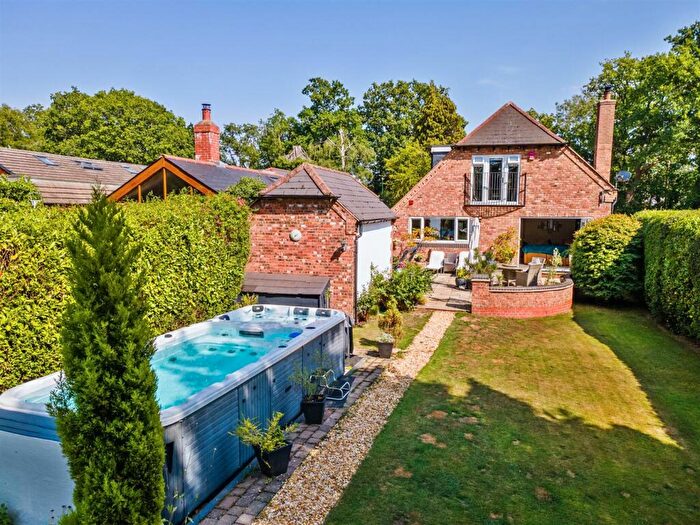 4 Bedroom Detached House For Sale In Fulford Hall Road, Tidbury Green, Solihull, B90