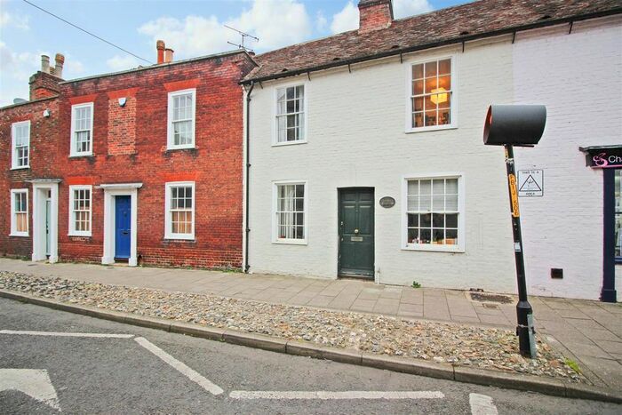 3 Bedroom Terraced House To Rent In Broad Street, Canterbury, Kent, CT1