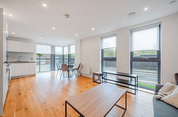 1 Bedroom Flat To Rent In Communication Row, Birmingham, West Midlands, B15