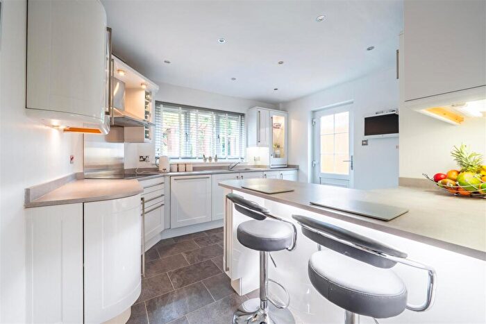 2 Bedroom Detached Bungalow For Sale In Astley Burf, Stourport-On-Severn, DY13