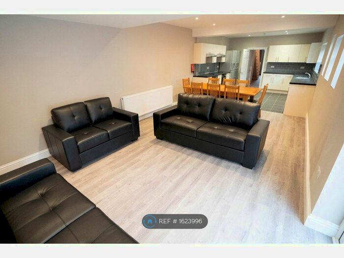 9 Bedroom Semi-Detached House To Rent In Gordon Avenue, Southampton, SO14