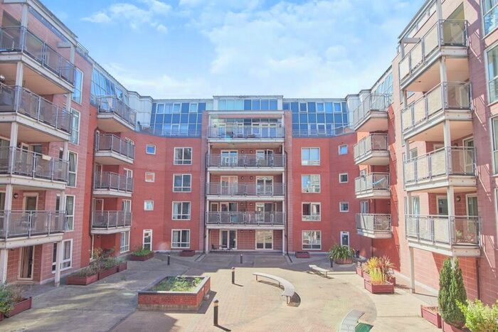 2 Bedroom Apartment To Rent In Warstone Lane, Birmingham, B18